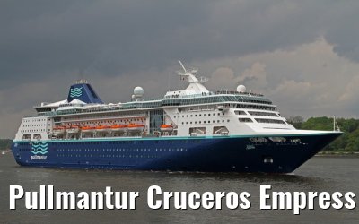 Pullmantur Cruceros Empress inbound Hamburg, May 09, 2013