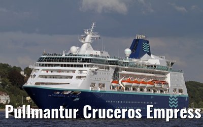 Pullmantur Cruceros Empress outbound port of Hamburg, 16. September 2013