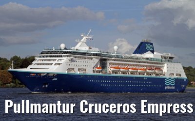 Pullmantur Cruceros Empress outbound port of Hamburg, 16. September 2013