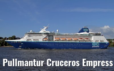 Pullmantur Cruceros Empress outbound port of Hamburg, 16. September 2013