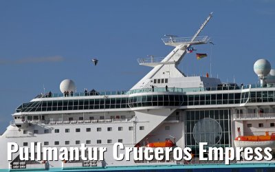 Pullmantur Cruceros Empress outbound port of Hamburg, 16. September 2013
