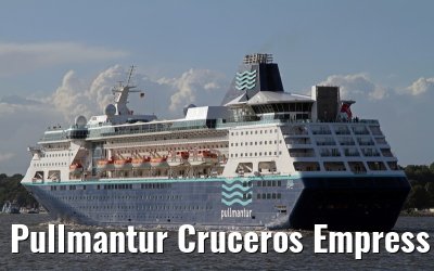 Pullmantur Cruceros Empress outbound port of Hamburg, 16. September 2013