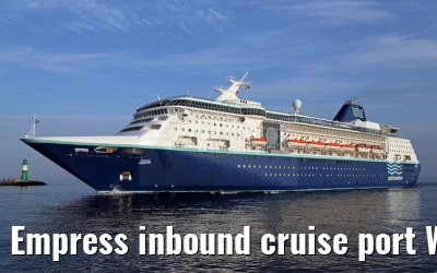 Empress inbound cruise port Warnemuende 05.07.2015