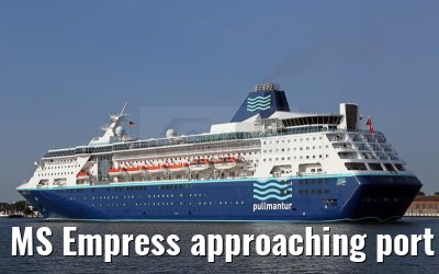 MS Empress approaching port of Warnemuende 02. August 2015