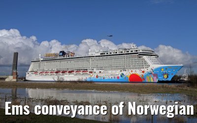 Ems conveyance of Norwegian Breakaway - 13th March 2013