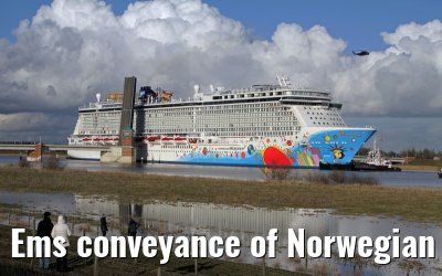 Ems conveyance of Norwegian Breakaway - 13th March 2013