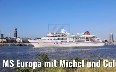 MS Europa mit Michel und Columbus Haus Hamburg 26.06.2018