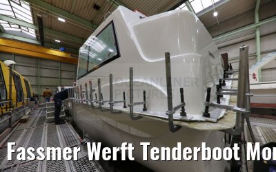 Fassmer Werft Tenderboot Montage Rumpf mit Aufbaukappe