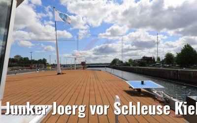 Junker Joerg vor Schleuse Kiel Holtenau NOK 14.05.2020