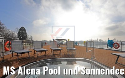 MS Alena Pool und Sonnendeck