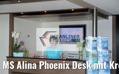 MS Alina Phoenix Desk mit Kreuzfahrtleitung M. Streese