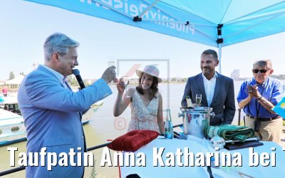 Taufpatin Anna Katharina bei Taufe in Bonn 28.06.2019