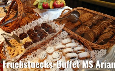 Fruehstuecks-Buffet MS Ariana 30.03.2015