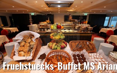 Fruehstuecks-Buffet MS Ariana 30.03.2015