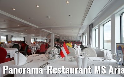 Panorama-Restaurant MS Ariana mit Dekoration Oesterreich 29.03.2015
