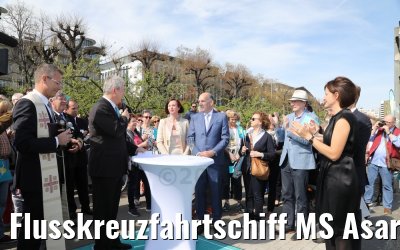 Flusskreuzfahrtschiff MS Asara Taufe in Koeln 31.03.2017