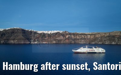 Hamburg after sunset, Santorini 26.04.2024