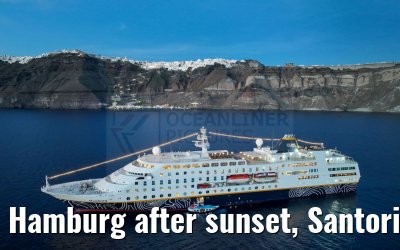 Hamburg after sunset, Santorini 26.04.2024