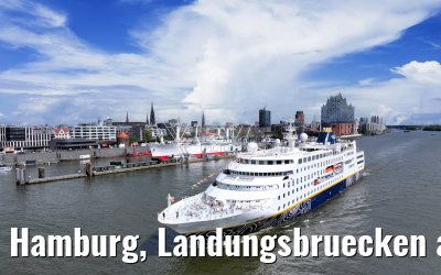 Hamburg, Landungsbruecken and Skyline 07.05.2025