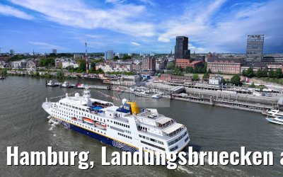 Hamburg, Landungsbruecken and Skyline 07.05.2025