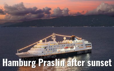 Hamburg Praslin after sunset