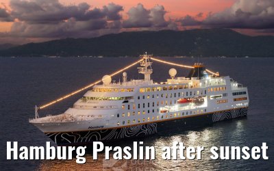 Hamburg Praslin after sunset