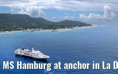MS Hamburg at anchor in La Digue, Seychelles 24.02.2026