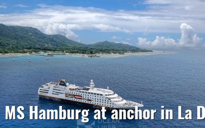 MS Hamburg at anchor in La Digue, Seychelles 24.02.2026