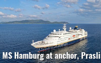 MS Hamburg at anchor, Praslin 23.02.2026