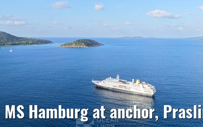 MS Hamburg at anchor, Praslin 23.02.2026