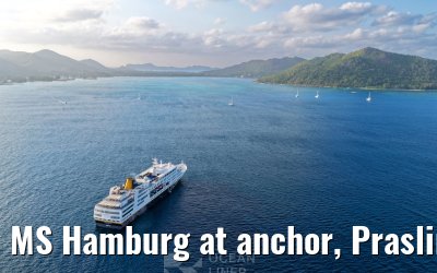 MS Hamburg at anchor, Praslin 23.02.2026