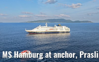 MS Hamburg at anchor, Praslin 23.02.2026