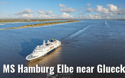 MS Hamburg Elbe near Glueckstadt 29.04.2026