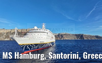 MS Hamburg, Santorini, Greece 26.04.2024