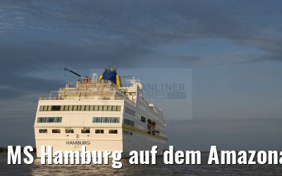 MS Hamburg auf dem Amazonas vor Cuxiu Muni 04.01.2015