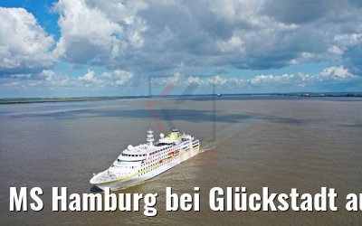 MS Hamburg bei Glückstadt auf der Elbe 07.05.2019