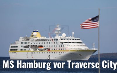 MS Hamburg vor Traverse City 10.10.2019