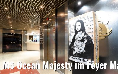 MS Ocean Majesty im Foyer Mai 2017