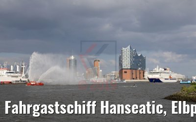 Fahrgastschiff Hanseatic, Elbphilharmonie und Hanseatic nature 05.05.2019