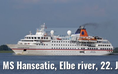 MS Hanseatic, Elbe river, 22. June 2016