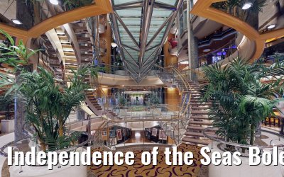Independence of the Seas Boleros Lounge and Atrium