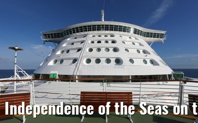 Independence of the Seas on the bow