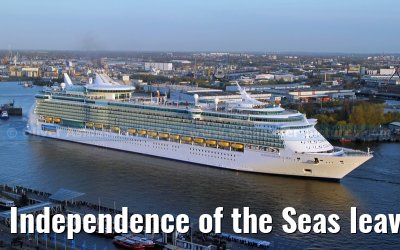 Independence of the Seas leaves the shipyard Blohm + Voss in Hamburg