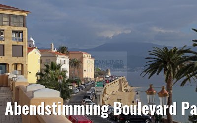 Abendstimmung Boulevard Pascal Rossini, Ajaccio 19.12.2015 Abendstimmung Boulevard Pascal Rossini, Ajaccio 19.12.2015