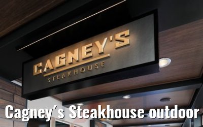 Cagney´s Steakhouse outdoor area Norwegian Bliss Cagney´s Steakhouse outdoor area Norwegian Bliss