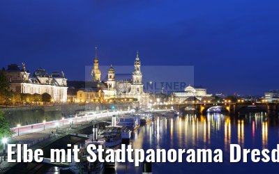 Elbe mit Stadtpanorama Dresden zur blauen Stunde 20.10.2016 Elbe mit Stadtpanorama Dresden zur blauen Stunde 20.10.2016