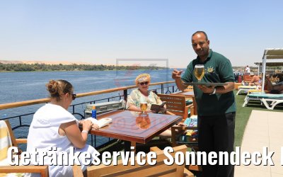 Getränkeservice Sonnendeck MS Royal Esadora Getränkeservice Sonnendeck MS Royal Esadora