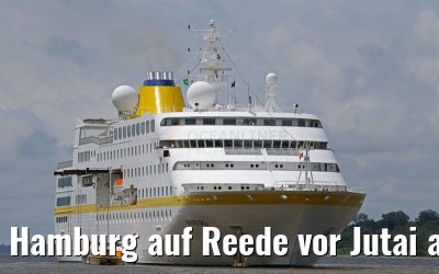 Hamburg auf Reede vor Jutai am Rio Jutai 05.01.2015 Hamburg auf Reede vor Jutai am Rio Jutai 05.01.2015