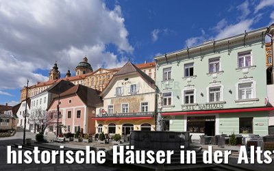 historische Häuser in der Altstadt Melk 03.04.2015 historische Häuser in der Altstadt Melk 03.04.2015
