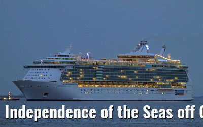 Independence of the Seas off Cuxhaven - April 21, 2013 Independence of the Seas off Cuxhaven - April 21, 2013